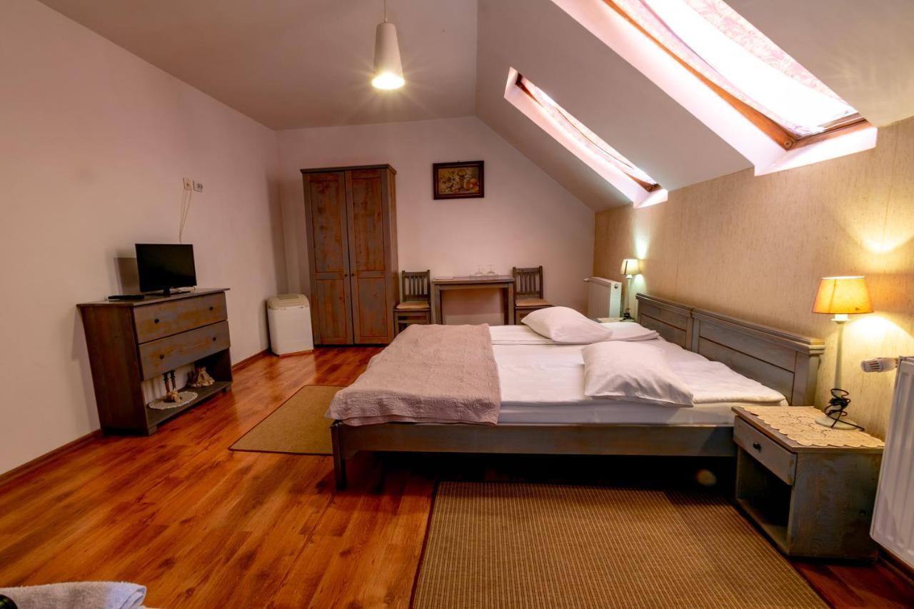 Casa Adalmo Hotel Sighişoara Buitenkant foto