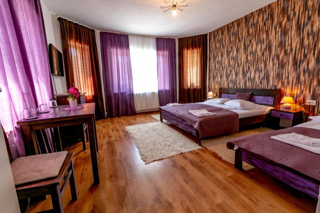 Casa Adalmo Hotel Sighişoara Buitenkant foto