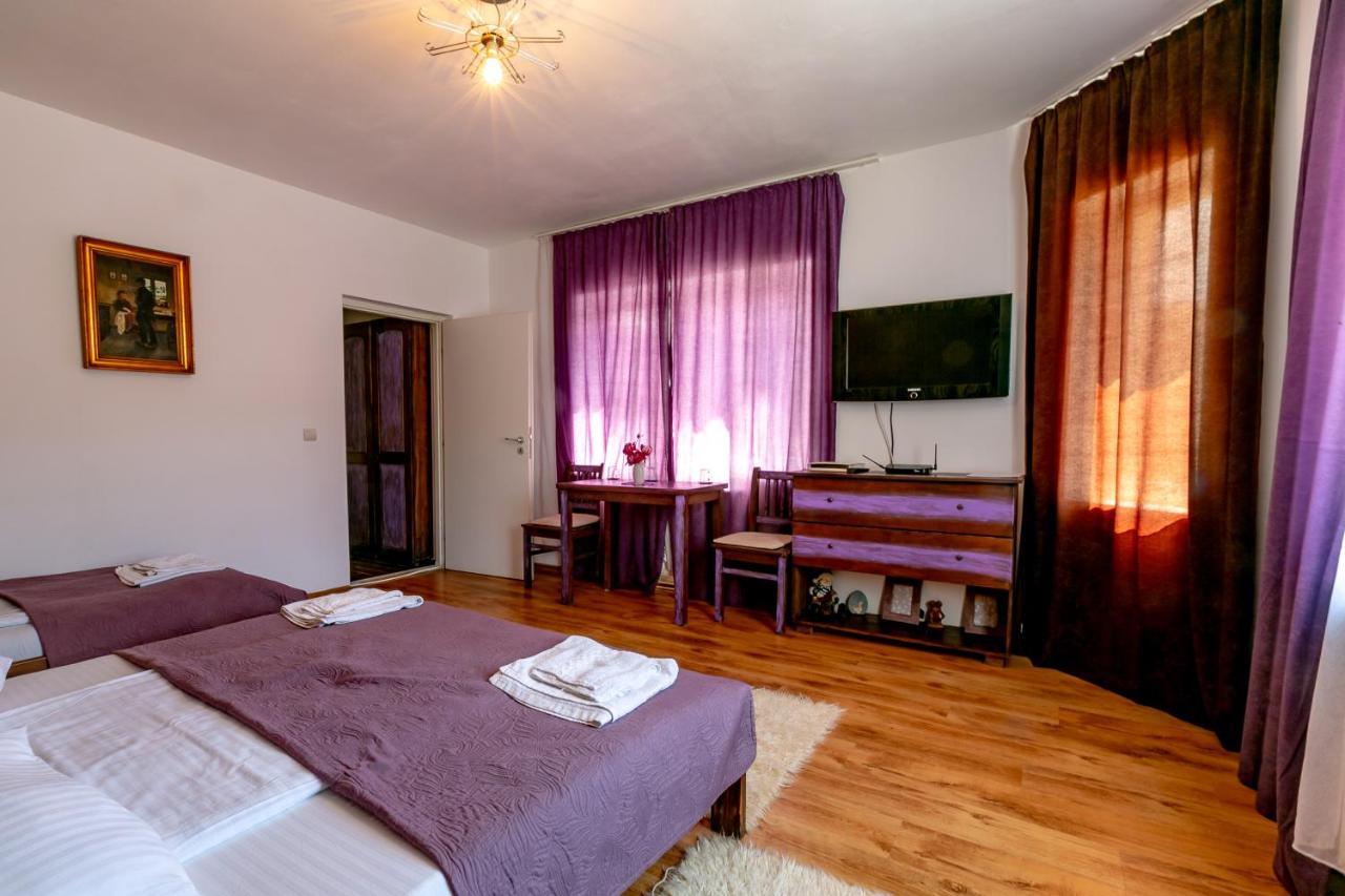 Casa Adalmo Hotel Sighişoara Buitenkant foto