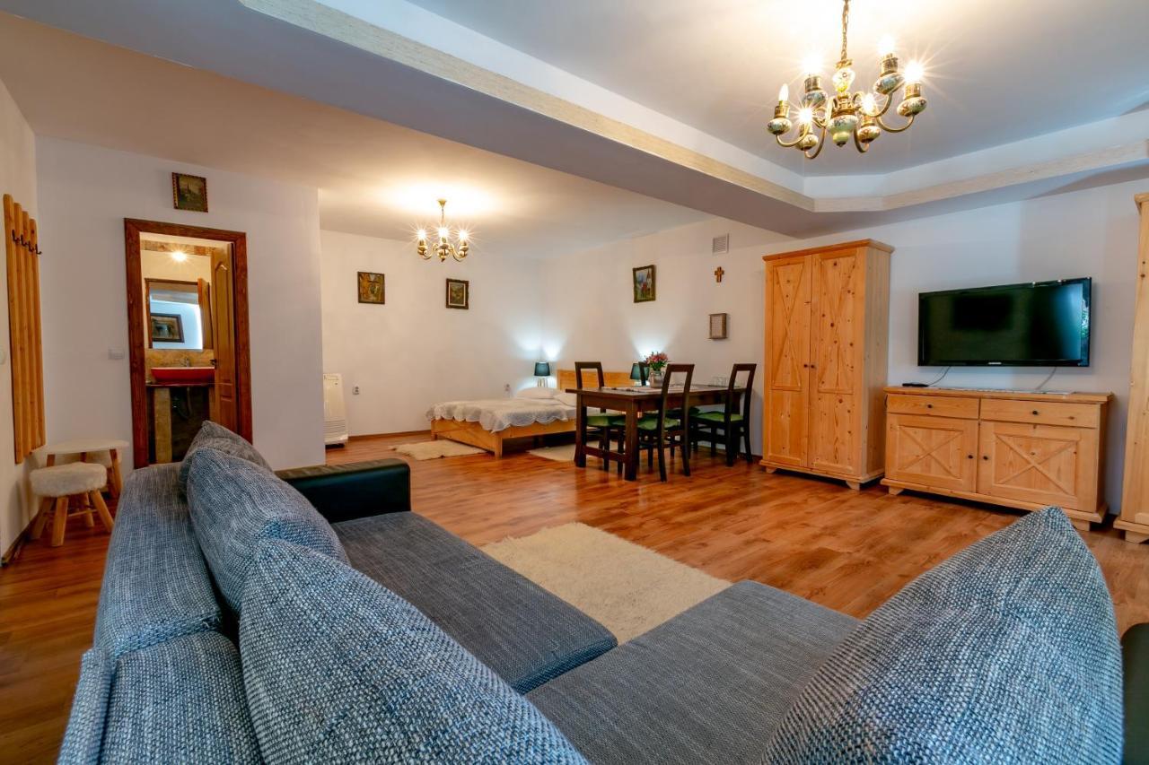 Casa Adalmo Hotel Sighişoara Buitenkant foto