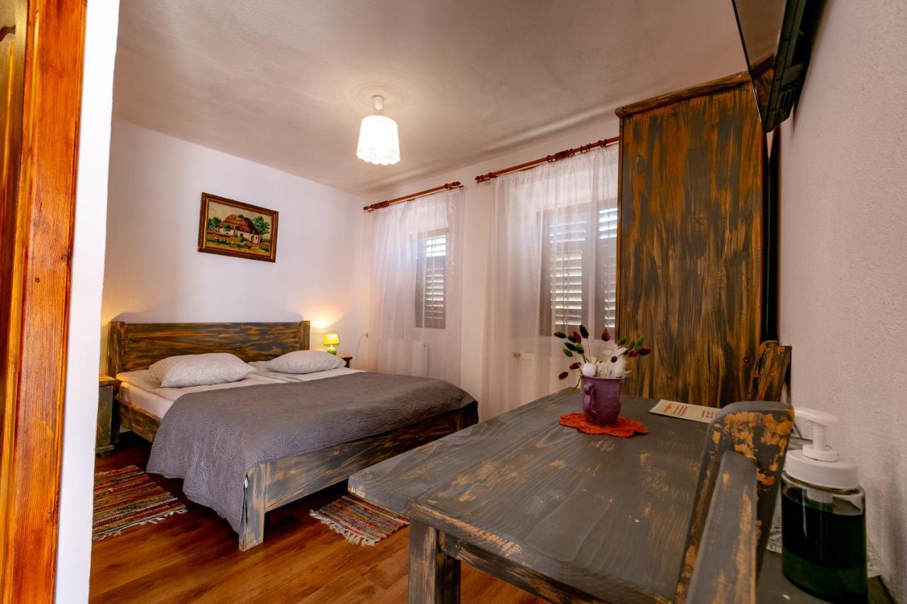 Casa Adalmo Hotel Sighişoara Buitenkant foto