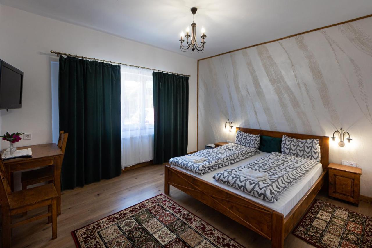 Casa Adalmo Hotel Sighişoara Buitenkant foto