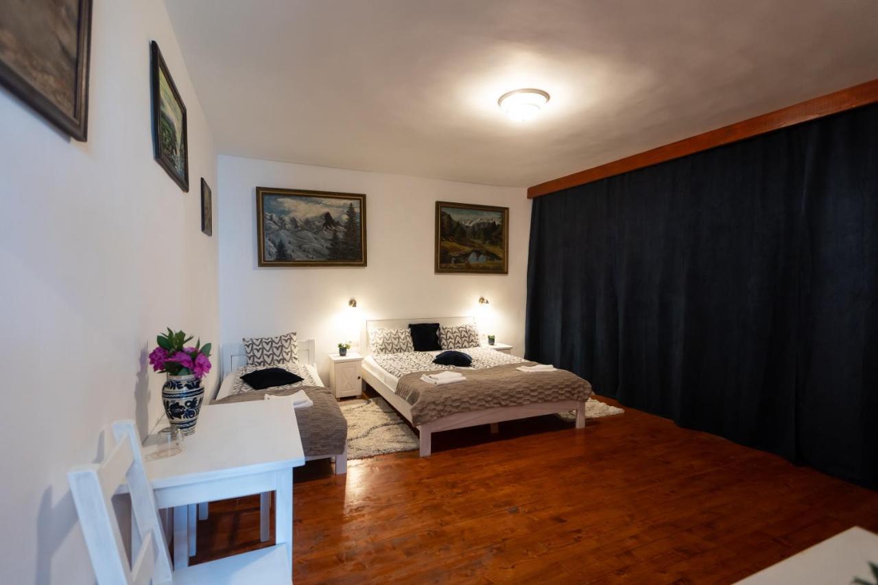 Casa Adalmo Hotel Sighişoara Buitenkant foto
